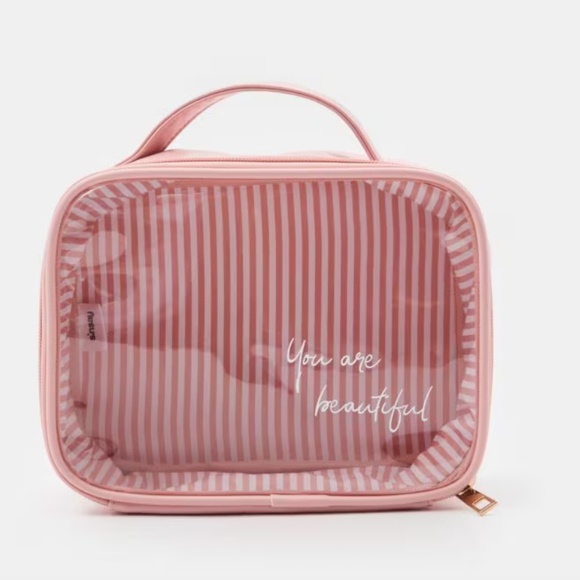 Pink Toiletry Bag, Travel-Friendly & Stylish, Sinsay, Excellent Condition - Picture 1 of 2